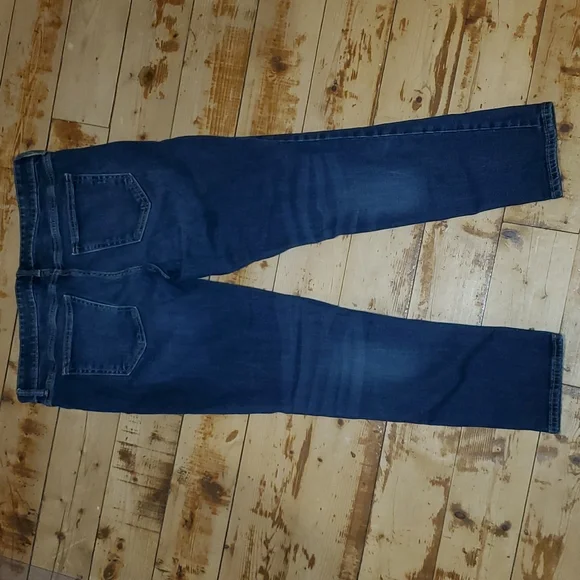 Gap Jeans - Picture 3 of 5